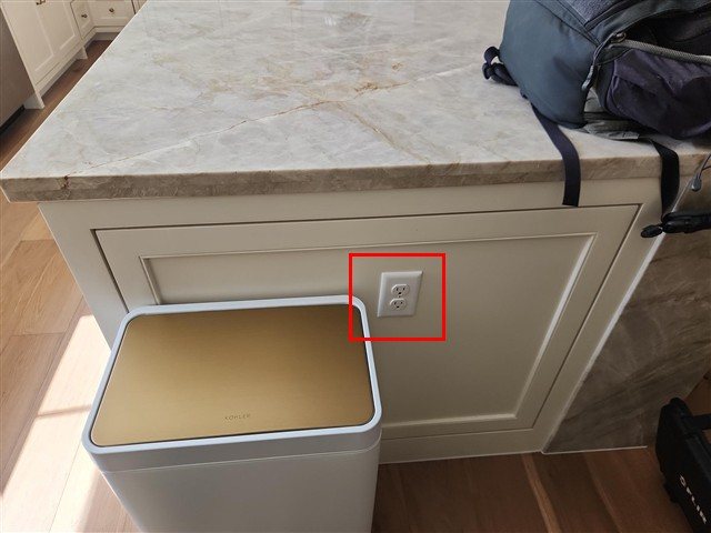 Missing GFCI protection (incl. kitchen island)